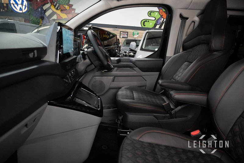 Ford Transit Custom 2.5 320 PHEV 232ps Auto Double Cab L1 - N5604