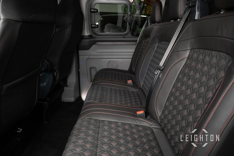 Ford Transit Custom 2.5 320 PHEV 232ps Auto Double Cab L1 - N5604