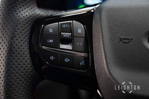 Ford Transit Custom 2.5 320 PHEV 232ps Auto Double Cab L1 - N5604