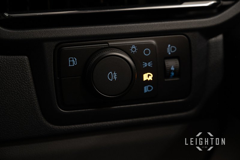 Ford Transit Custom 2.5 320 PHEV 232ps Auto Double Cab L1 - N5604
