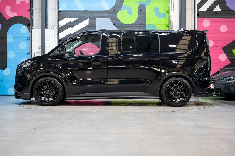 Ford Transit Custom 2.5 320 PHEV 232ps Auto Double Cab L1 - N5610