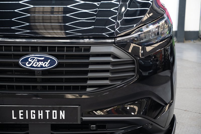 Ford Transit Custom 2.5 320 PHEV 232ps Auto Double Cab L1 - N5610