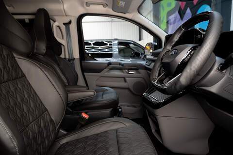 Ford Transit Custom 2.5 320 PHEV 232ps Auto Double Cab L1 - N5610