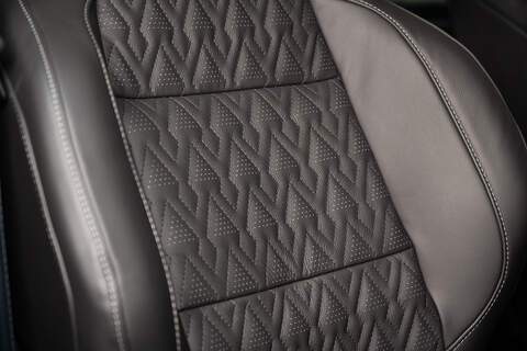 Ford Transit Custom 2.5 320 PHEV 232ps Auto Double Cab L1 - N5610