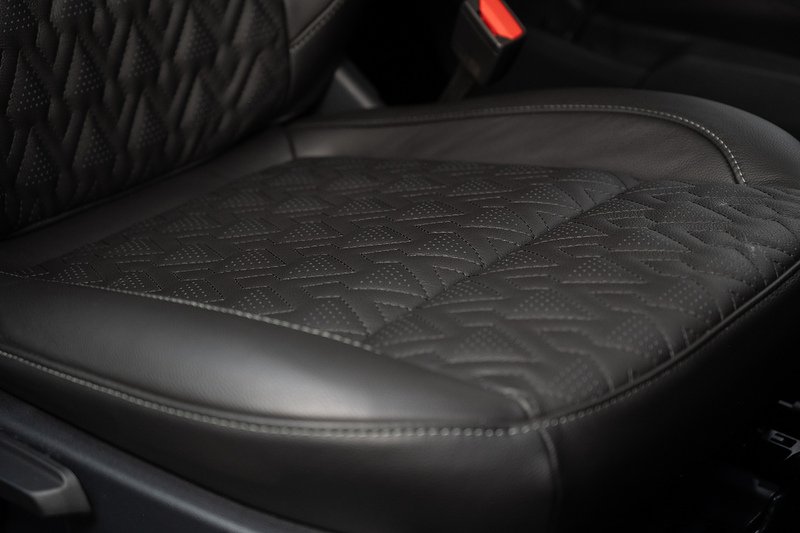 Ford Transit Custom 2.5 320 PHEV 232ps Auto Double Cab L1 - N5610