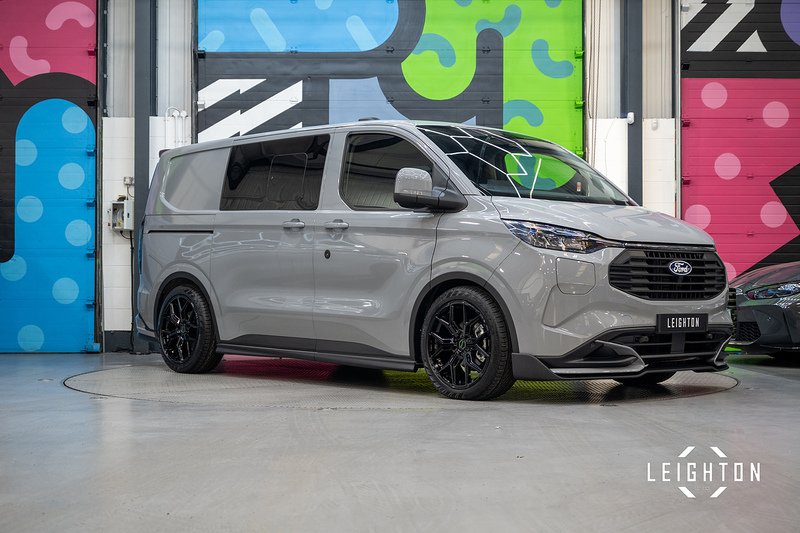 Ford Transit Custom 2.5 320 PHEV 232ps Auto Double Cab L1 - N5611