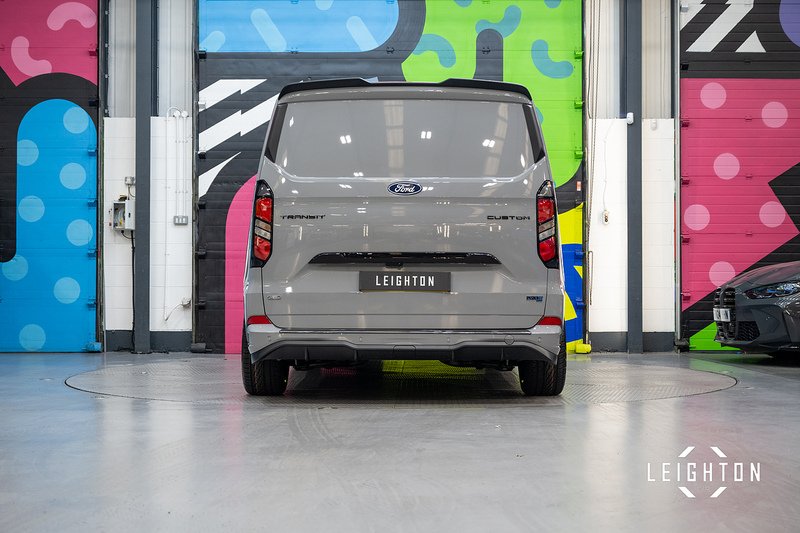 Ford Transit Custom 2.5 320 PHEV 232ps Auto Double Cab L1 - N5611