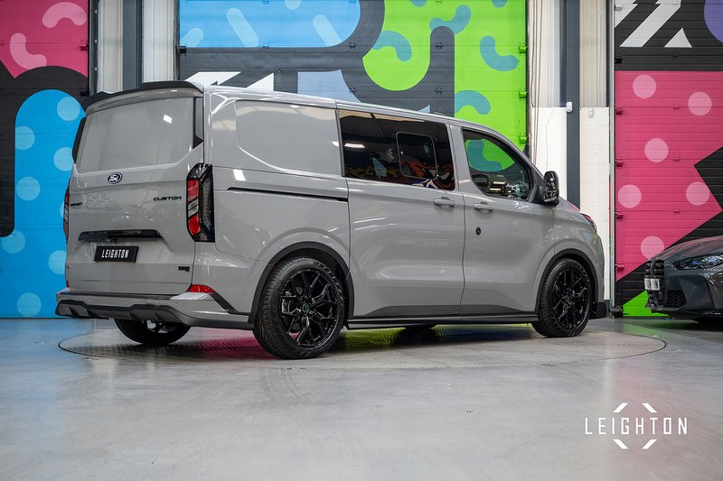 Ford Transit Custom 2.5 320 PHEV 232ps Auto Double Cab L1 - N5611