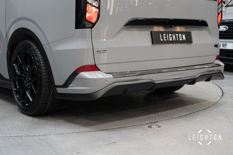 Ford Transit Custom 2.5 320 PHEV 232ps Auto Double Cab L1 - N5611