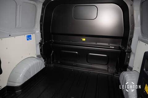 Ford Transit Custom 2.5 320 PHEV 232ps Auto Double Cab L1 - N5611
