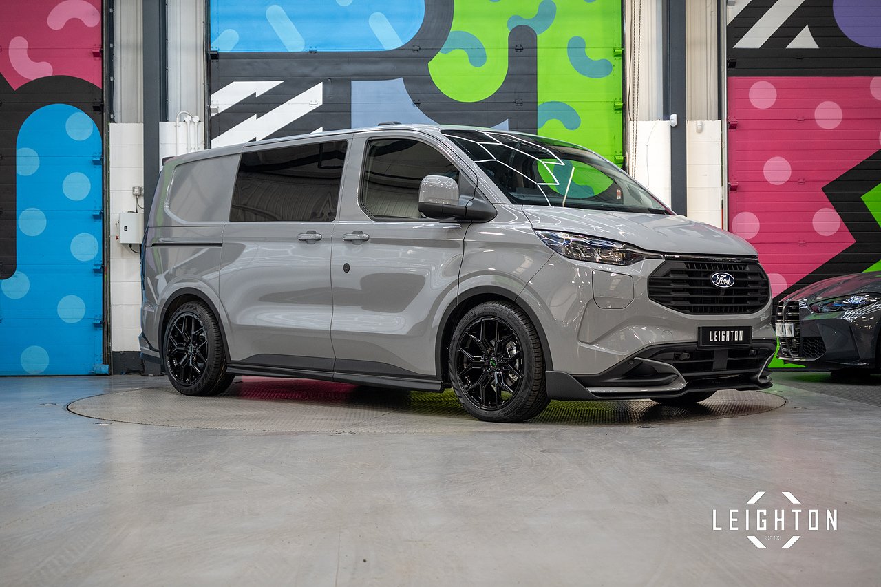 New Ford Transit Custom 2.5 320 PHEV 232ps Auto Double Cab L1 For