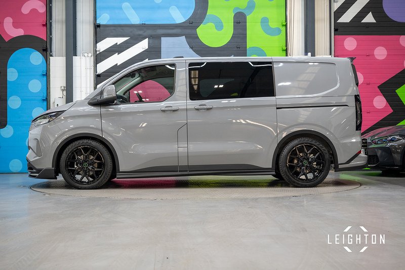 Ford Transit Custom 2.5 320 PHEV 232ps Auto Double Cab L1 - N5615
