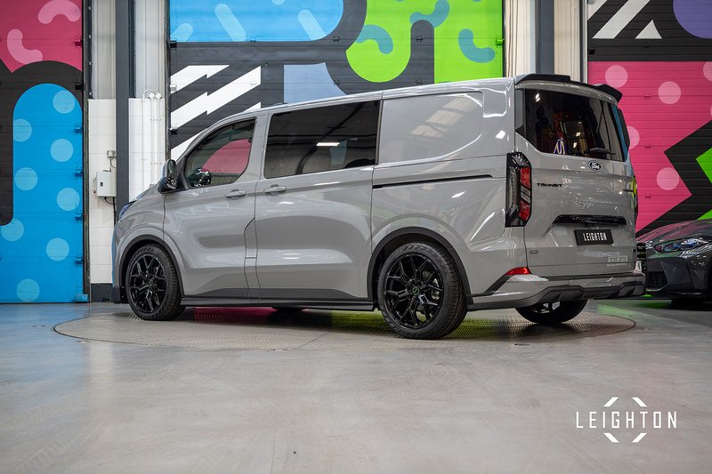 Ford Transit Custom 2.5 320 PHEV 232ps Auto Double Cab L1 - N5615