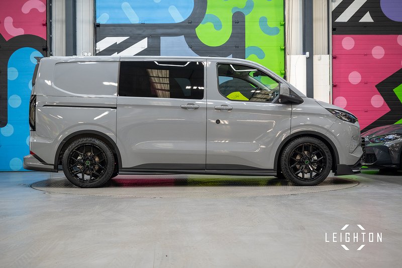 Ford Transit Custom 2.5 320 PHEV 232ps Auto Double Cab L1 - N5615