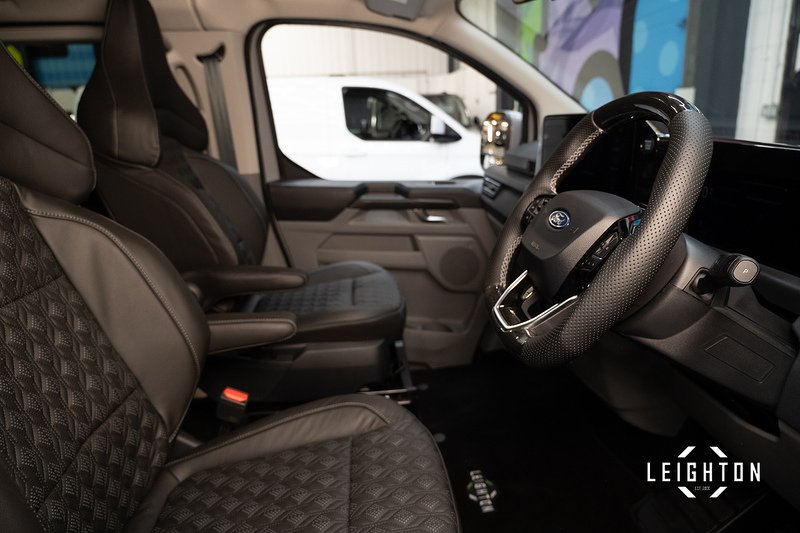 Ford Transit Custom 2.5 320 PHEV 232ps Auto Double Cab L1 - N5615