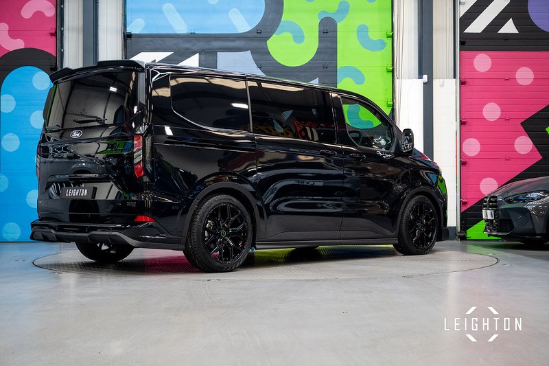 Ford Transit Custom 2.5 320 PHEV 232ps Auto Double Cab L1 - N5617