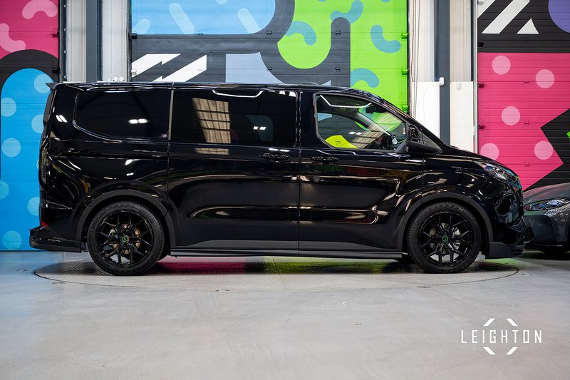 Ford Transit Custom 2.5 320 PHEV 232ps Auto Double Cab L1 - N5617