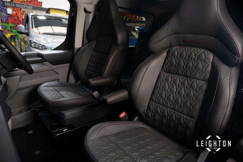 Ford Transit Custom 2.5 320 PHEV 232ps Auto Double Cab L1 - N5617