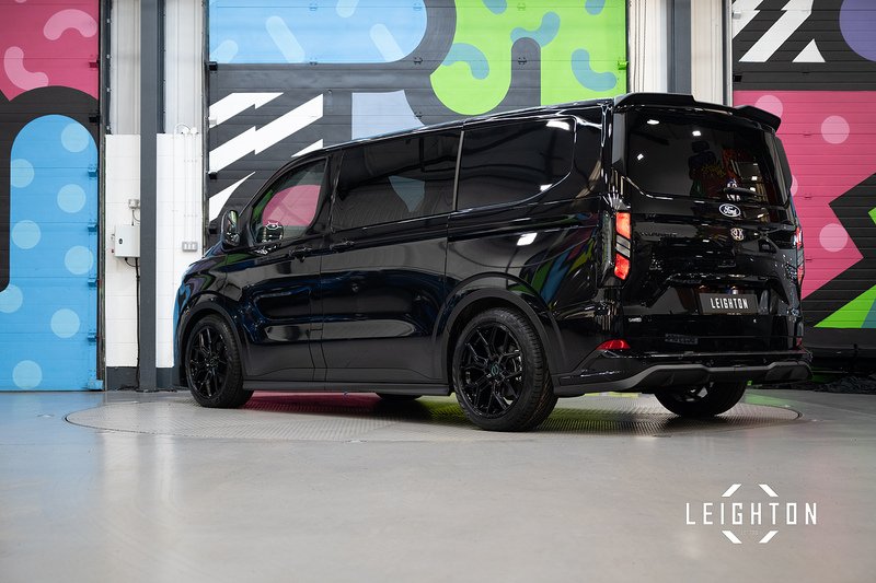 Ford Transit Custom 2.5 320 PHEV 232ps Auto Double Cab L1 - N5618