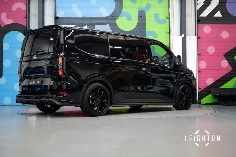 Ford Transit Custom 2.5 320 PHEV 232ps Auto Double Cab L1 - N5618