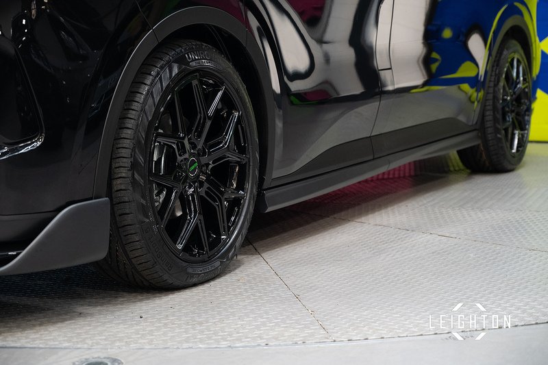 Ford Transit Custom 2.5 320 PHEV 232ps Auto Double Cab L1 - N5618