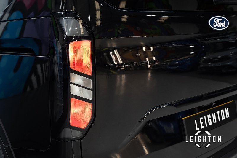 Ford Transit Custom 2.5 320 PHEV 232ps Auto Double Cab L1 - N5618