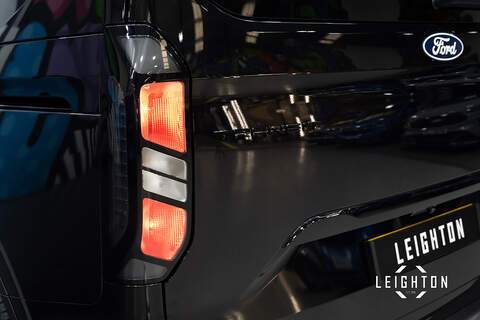 Ford Transit Custom 2.5 320 PHEV 232ps Auto Double Cab L1 - N5618