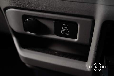 Ford Transit Custom 2.5 320 PHEV 232ps Auto Double Cab L1 - N5618