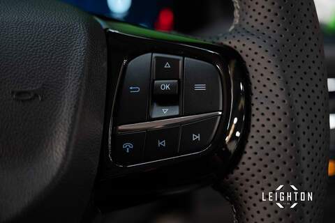 Ford Transit Custom 2.5 320 PHEV 232ps Auto Double Cab L1 - N5618