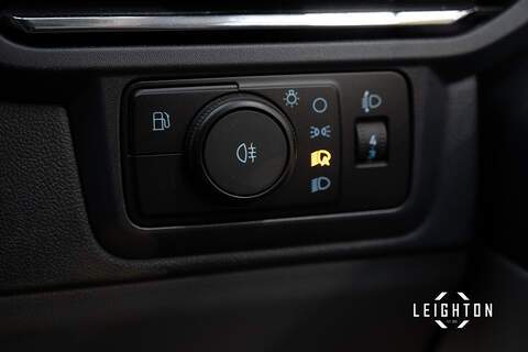 Ford Transit Custom 2.5 320 PHEV 232ps Auto Double Cab L1 - N5618