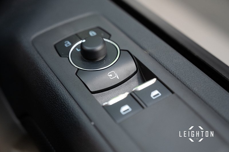 Ford Transit Custom 2.5 320 PHEV 232ps Auto Double Cab L1 - N5618