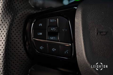 Ford Transit Custom 2.5 320 PHEV 232ps Auto Panel Van L2 - N5619