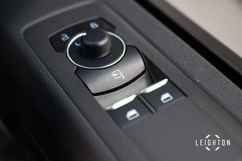 Ford Transit Custom 2.5 320 PHEV 232ps Auto Panel Van L2 - N5619