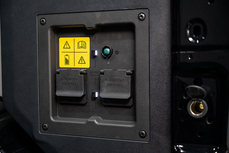 Ford Transit Custom 2.5 320 PHEV 232ps Auto Panel Van L1 - N5620
