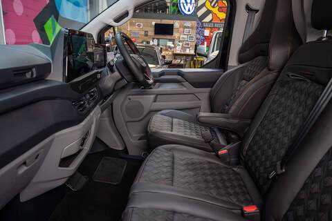 Ford Transit Custom 2.5 320 PHEV 232ps Auto Panel Van L1 - N5620
