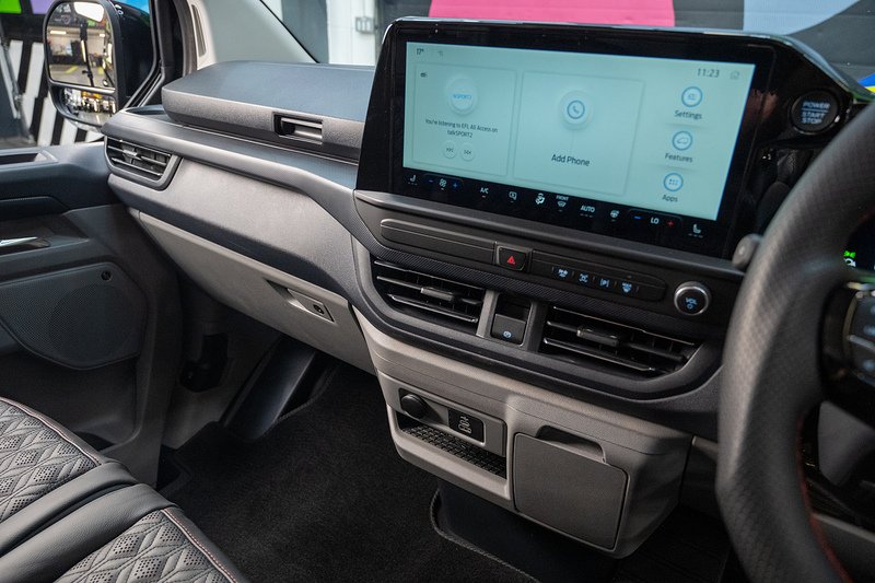 Ford Transit Custom 2.5 320 PHEV 232ps Auto Panel Van L1 - N5620