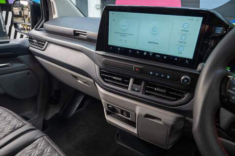 Ford Transit Custom 2.5 320 PHEV 232ps Auto Panel Van L1 - N5620