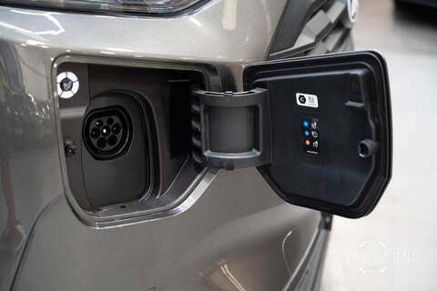 Ford Transit Custom 2.5 320 PHEV 232ps Auto Double Cab L1 - N5623