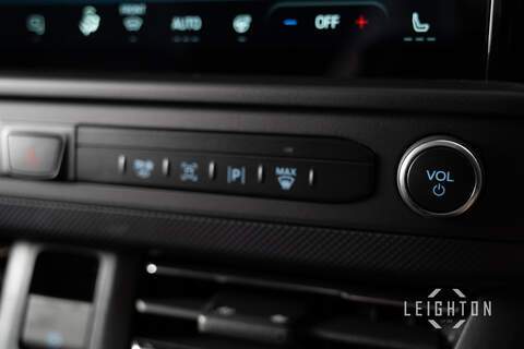 Ford Transit Custom 2.5 320 PHEV 232ps Auto Double Cab L1 - N5623