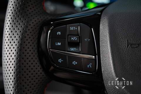 Ford Transit Custom 2.5 320 PHEV 232ps Auto Double Cab L1 - N5623