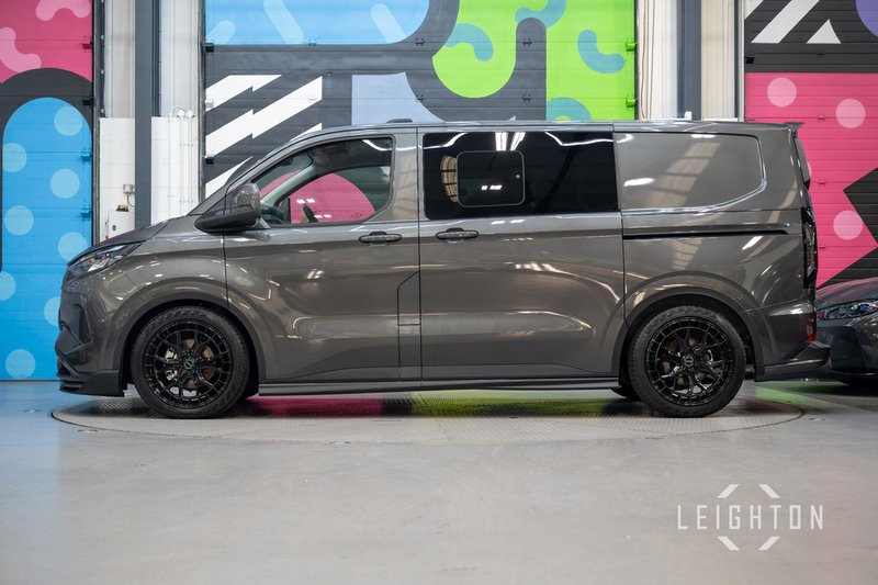 Ford Transit Custom 2.5 320 PHEV 232ps Auto Double Cab L1 - N5624