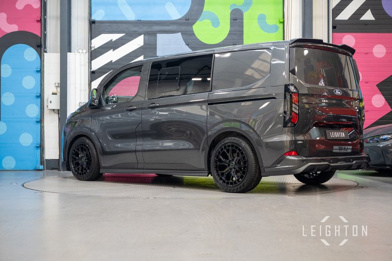 Ford Transit Custom 2.5 320 PHEV 232ps Auto Double Cab L1 - N5624