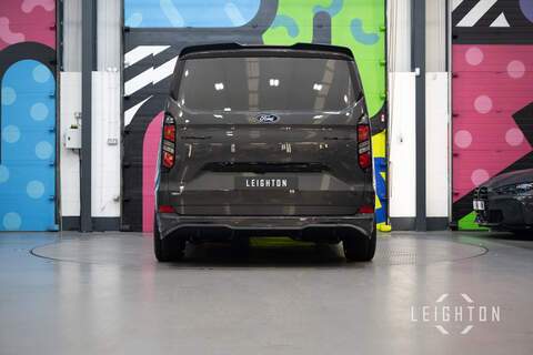Ford Transit Custom 2.5 320 PHEV 232ps Auto Double Cab L1 - N5624