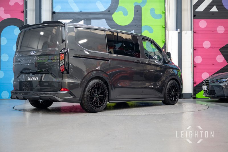 Ford Transit Custom 2.5 320 PHEV 232ps Auto Double Cab L1 - N5624