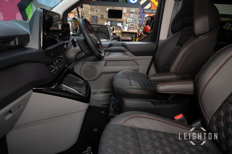Ford Transit Custom 2.5 320 PHEV 232ps Auto Double Cab L1 - N5624