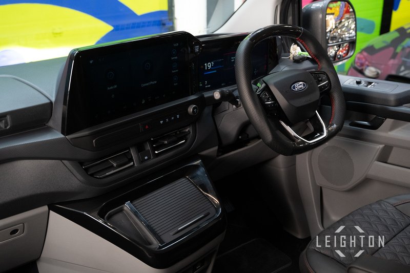 Ford Transit Custom 2.5 320 PHEV 232ps Auto Double Cab L1 - N5624