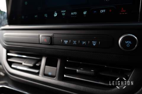 Ford Transit Custom 2.5 320 PHEV 232ps Auto Double Cab L1 - N5624