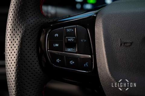 Ford Transit Custom 2.5 320 PHEV 232ps Auto Double Cab L1 - N5624