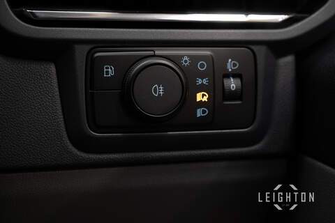 Ford Transit Custom 2.5 320 PHEV 232ps Auto Double Cab L1 - N5624