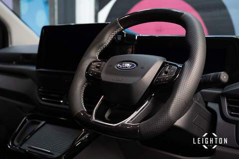 Ford Transit Custom 2.5 320 PHEV 232ps Auto Double Cab L1 - N5625